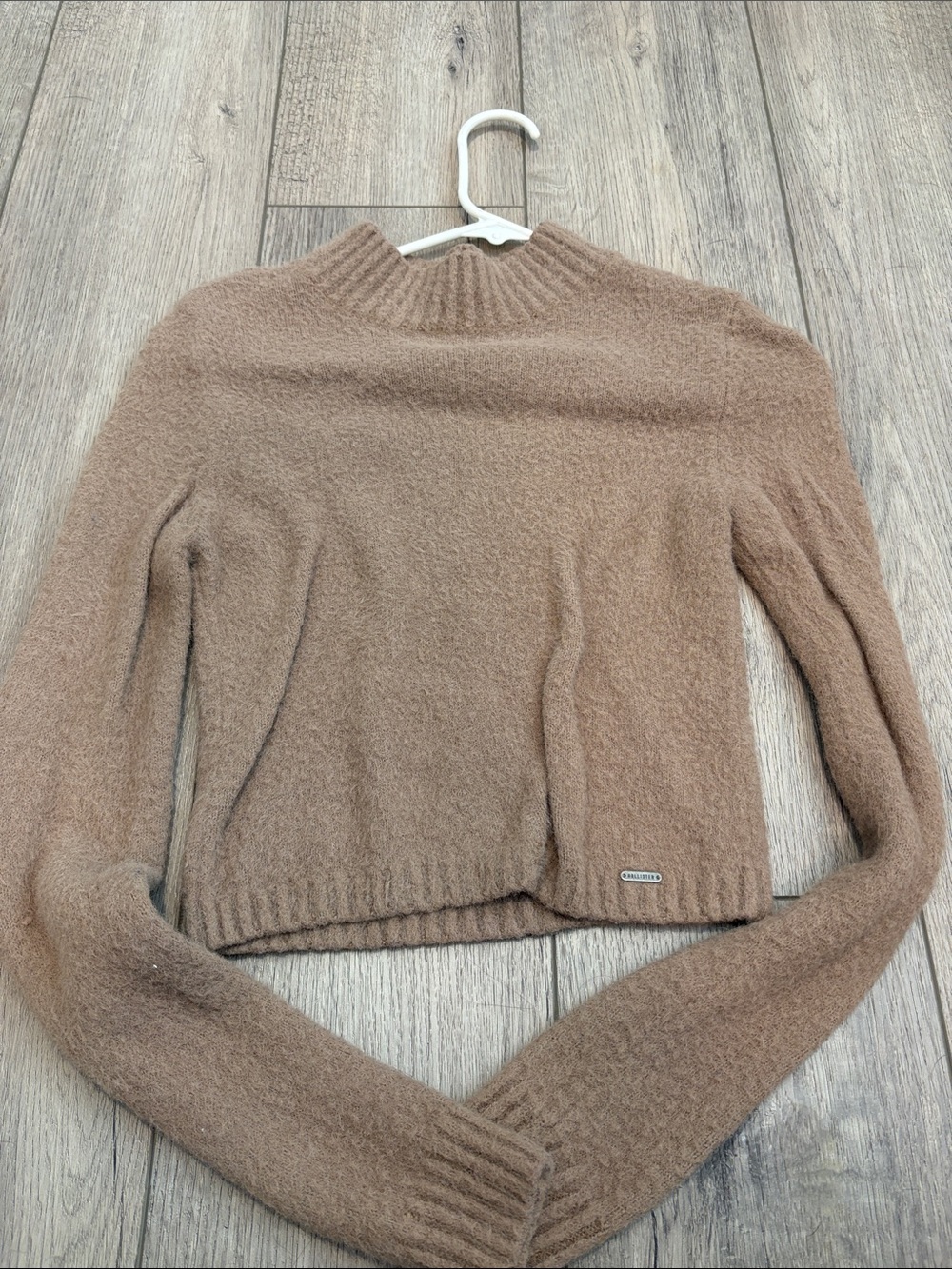 Hollister Taupe Cowl-Neck Plush Cropped Sweater